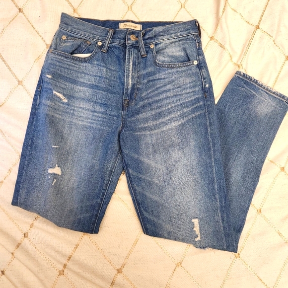 Madewell Denim - Madewell The Perfect Vintage Jean Size 27 Distressed Medium Wash Straight Leg